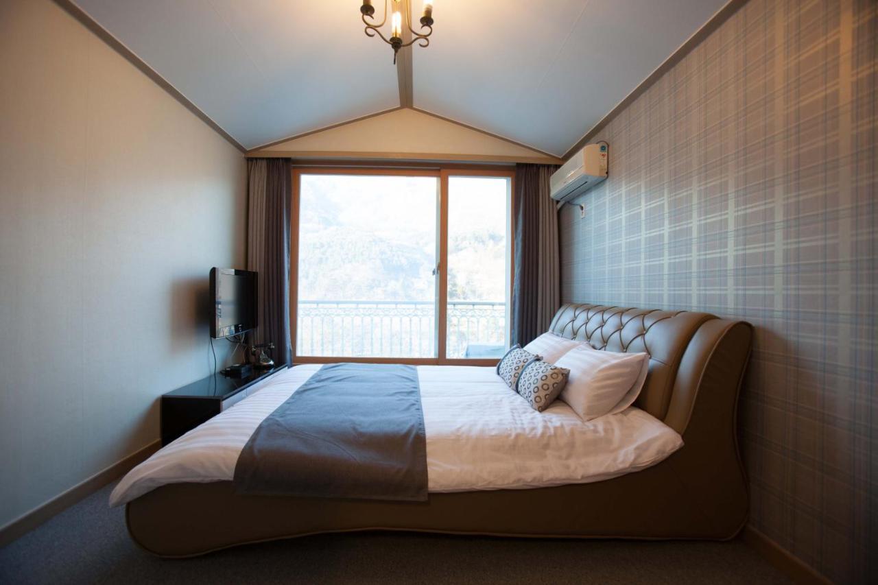 Cheongpyeong Family Hotel Gapyeong Dış mekan fotoğraf